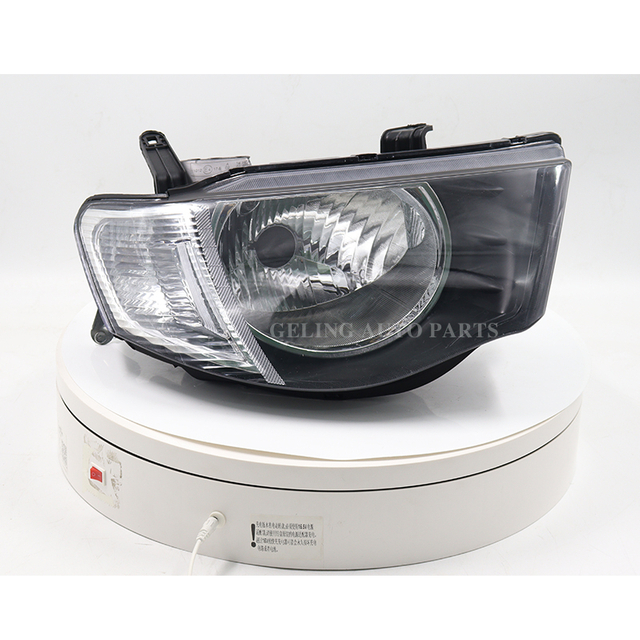 Phare Blanc pour Mitsubishi L200 Triton 2005