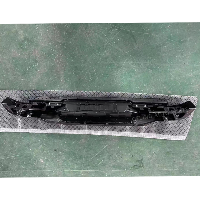 P&aacute;ra-choque traseiro para Ford Ranger T9 2022