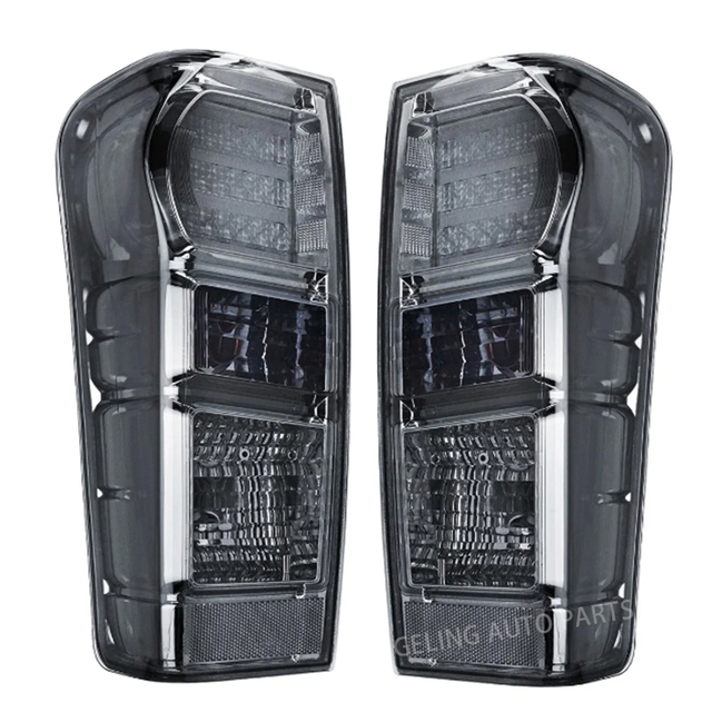 Lampu Belakang LED Asap untuk Isuzu Dmax 2014