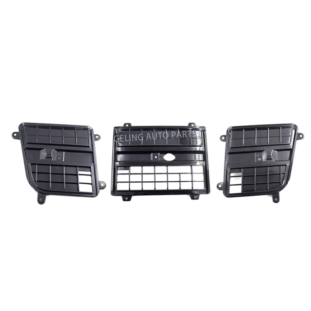 Griglia Nera Basic Con Radiatore In Tre Parti Per Isuzu Giga Cxz Cxm