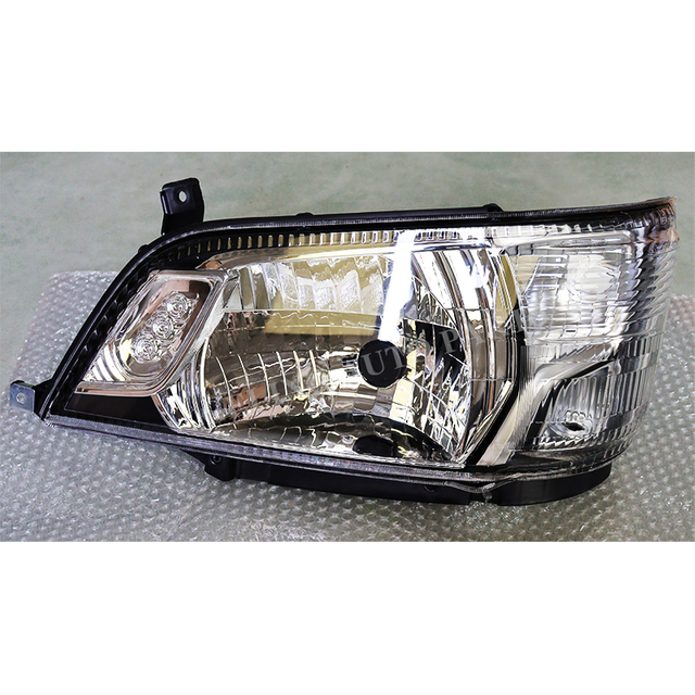 Farol principal para Hino 300 estreito