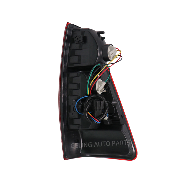 Lampada posteriore a LED per fanale posteriore per auto 8973756060 8973756070 per Isuzu D-Max 2008