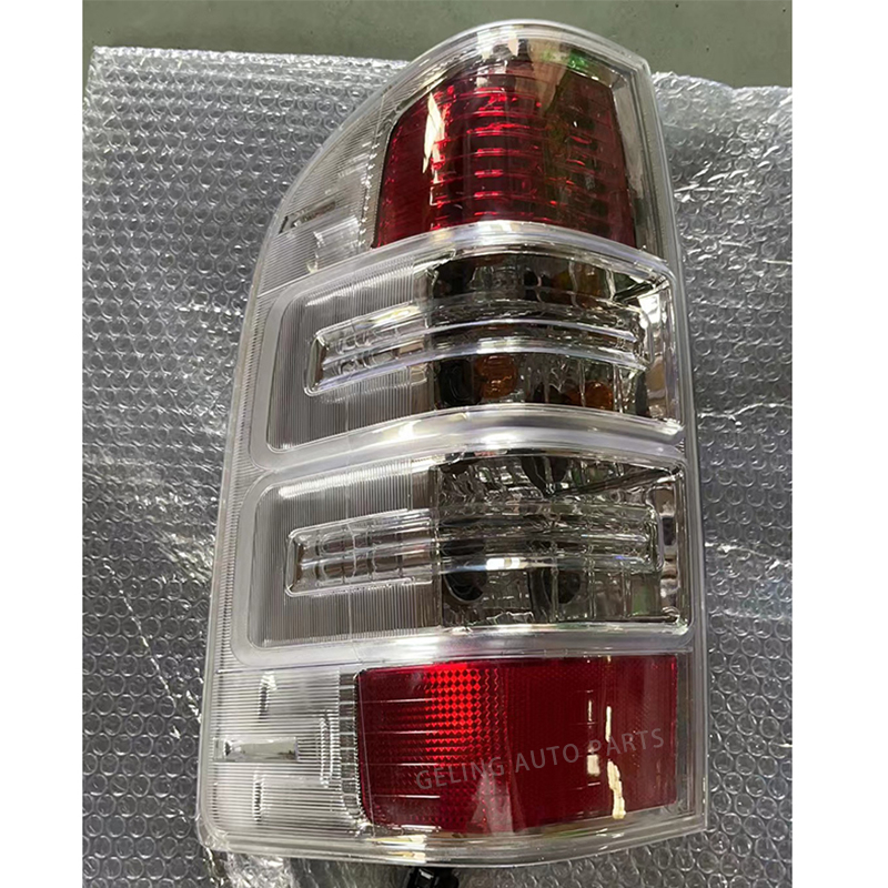 Feu arri&egrave;re pour Ford Ranger 2006-2012