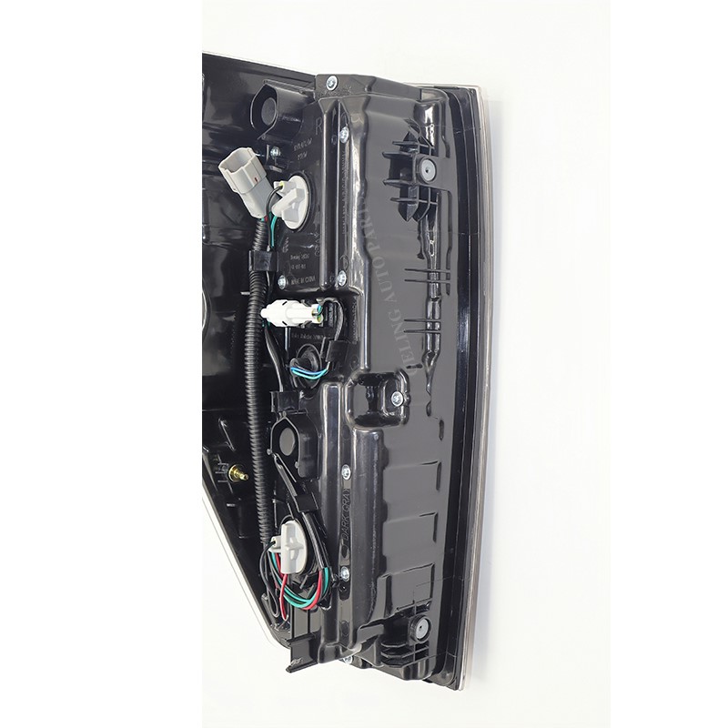 Lampada di coda per Isuzu Dmax 2023