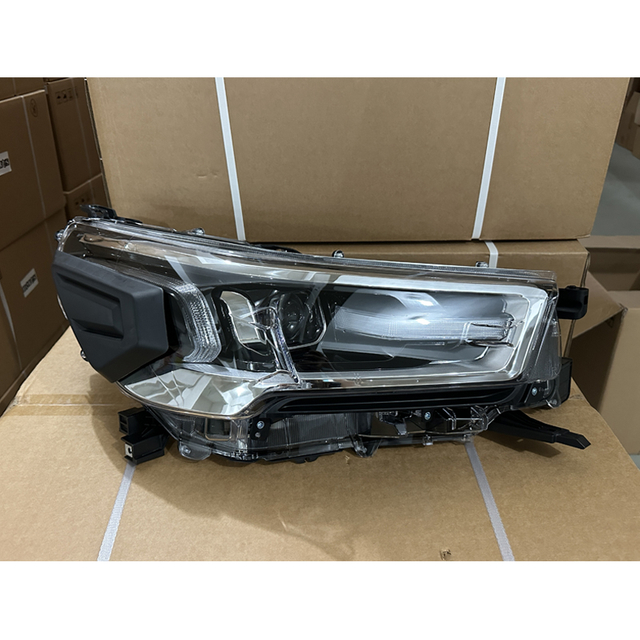 Faro anteriore a LED per Toyota Hilux Rocco 2020 2022 