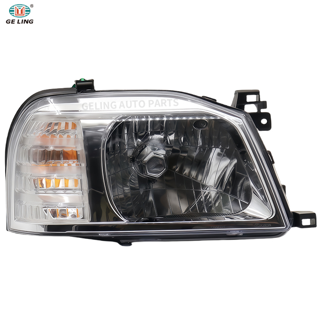 Faro anteriore per Nissan Pick Up D23