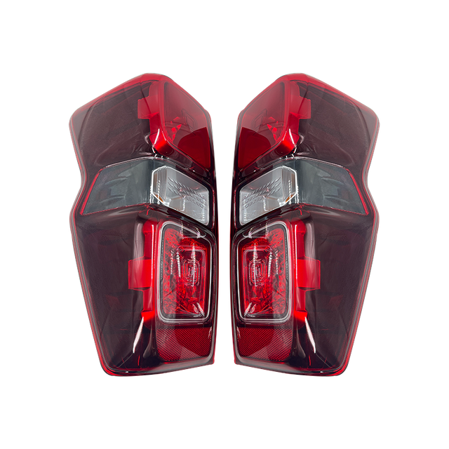 Lampu ekor halogen dengan lampu kabut merah untuk isuzu dmax 2020