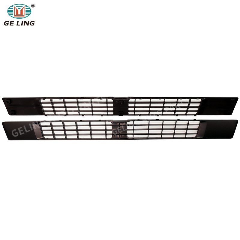 Kisi-kisi Panel Depan Atas untuk Nissan CWA451 2003