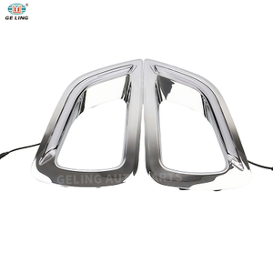 Copertura cromata per fendinebbia per Nissan Navara Np300 2015