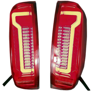 Lampu Belakang Lensa Merah LED Lampu Belakang untuk Pickup Nissan Navara D40 2005