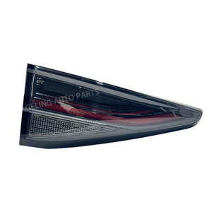 Lampu Belakang LED 8978429920 8978429930 Untuk Isuzu Mux 2023 2024