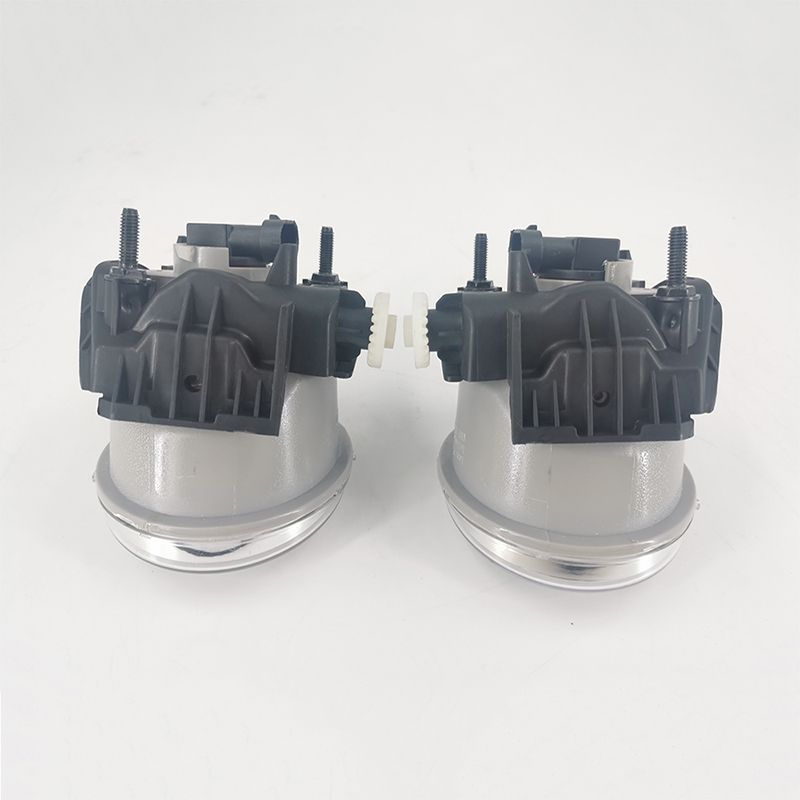 Feu antibrouillard 8982267940 8982267950 pour Isuzu Dmax 2017