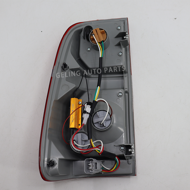 Toyota Hilux Vigo 2012-2015 2013 i&ccedil;in Kırmızı LED Kuyruk Lambası Arka Işık