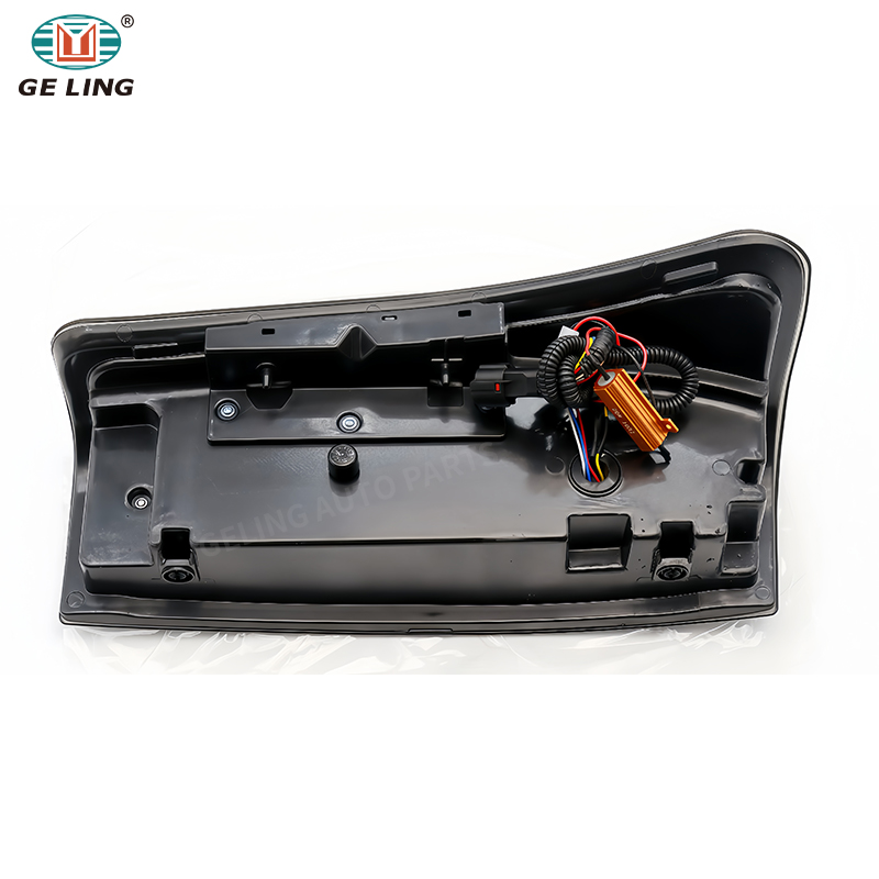 Luz trasera LED ahumada para Isuzu Dmax 2017-2019