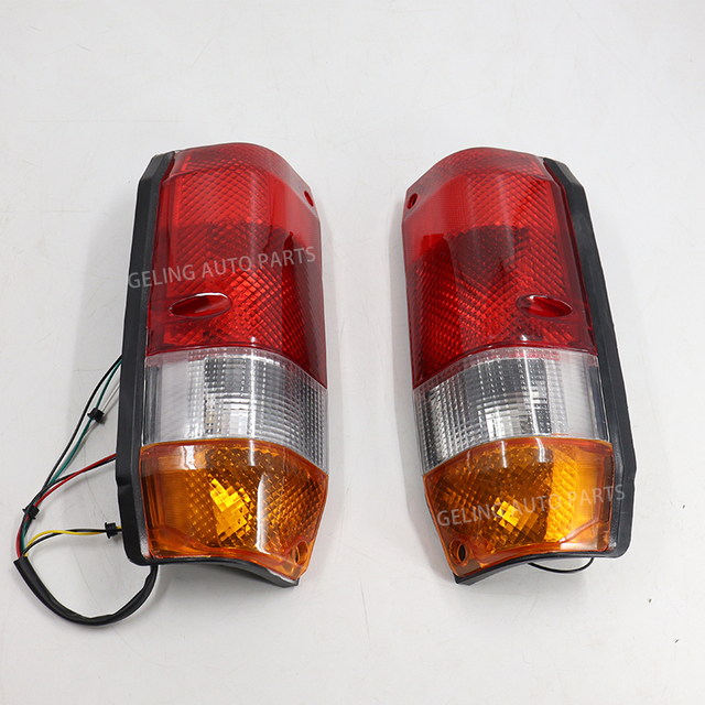 Lampada di coda per Toyota Land Cruiser Fj75