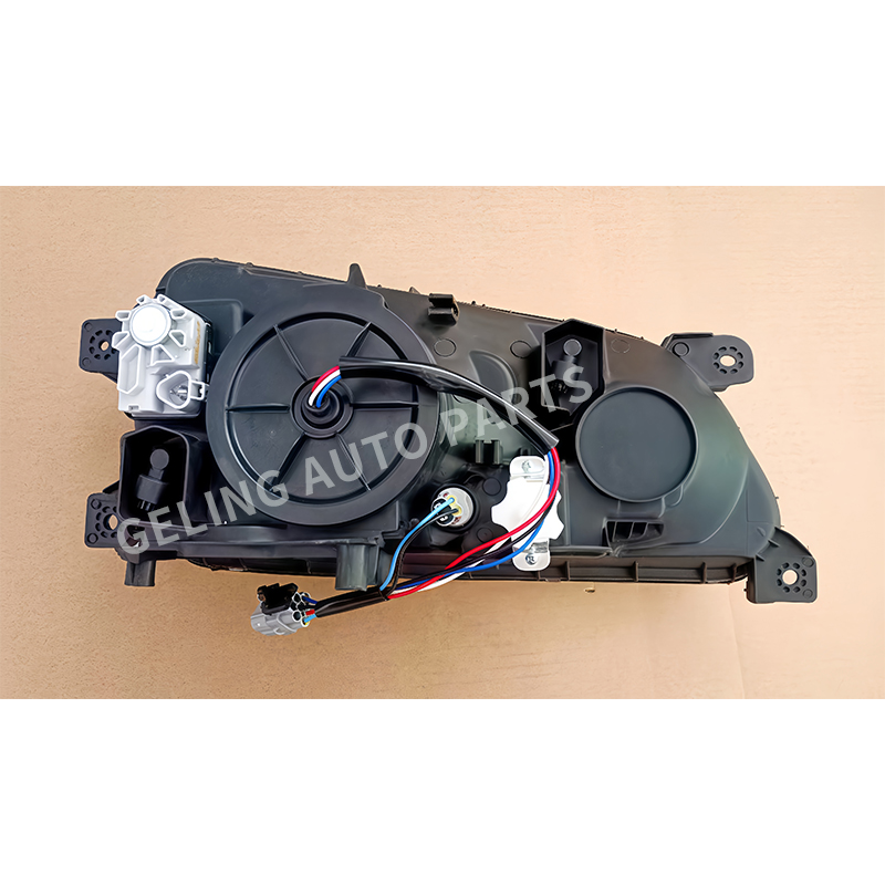 日野700用ヘッドライト