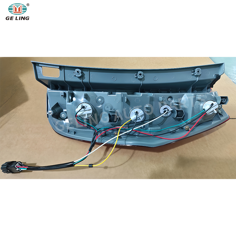 92401-4h000 924014h000 924024h000 ไฟท้ายด้านหลังโคมไฟสำหรับHyundai H1 Grand StarexสำหรับILOADสำหรับIMAX I800 TQ 2007 2008 - 2018