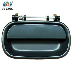 قطع غيار السيارات مقبض الباب الخارجي 897867721 897867722 لـ Isuzu 100p Nkr Npr 1995-2008